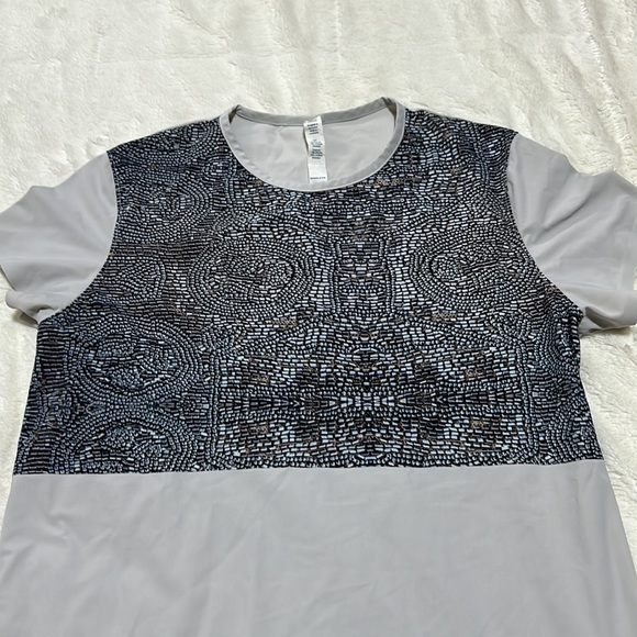Lululemon | size 4 | beaded envy snapshot tee - Picture 3 of 7